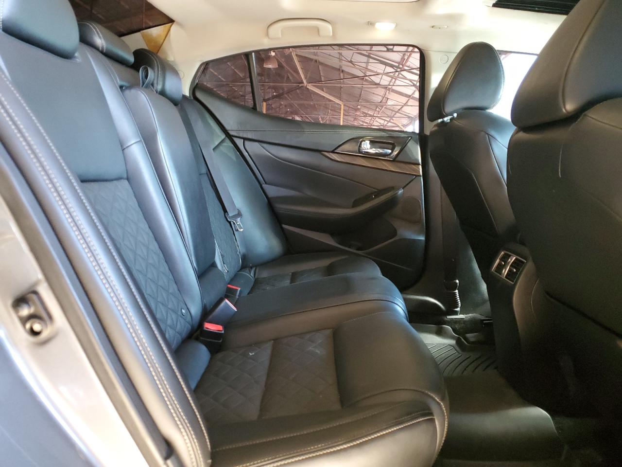 2017 Nissan Maxima 3.5S VIN: 1N4AA6APXHC370159 Lot: 83999535