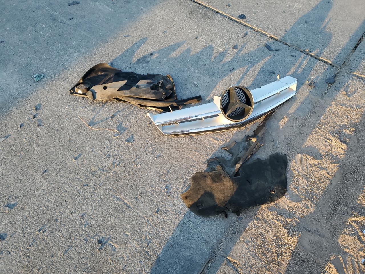 2008 Mercedes-Benz C 300 VIN: WDDGF54X08R013295 Lot: 72026335