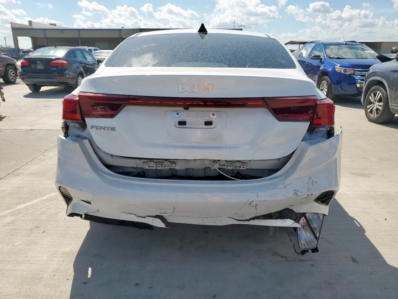 2023 Kia Forte Lx VIN: 3KPF24AD7PE674001 Lot: 82169985