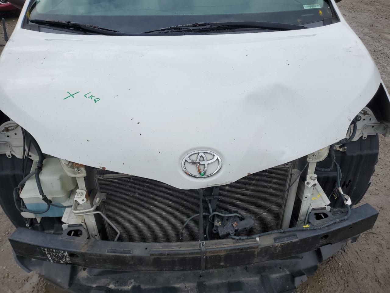 2012 Toyota Sienna VIN: 5TDZK3DC9CS219998 Lot: 81647605