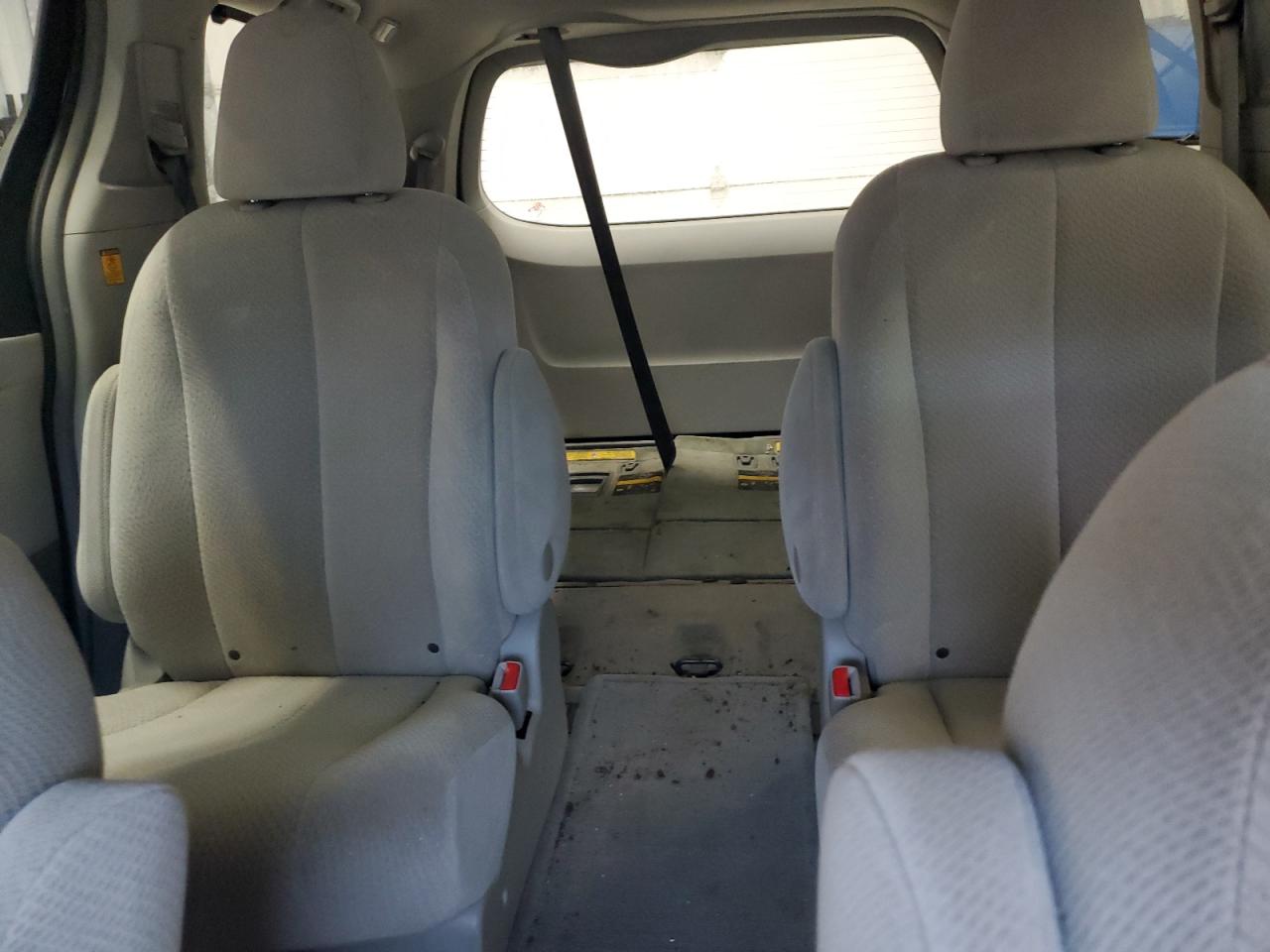 2013 Toyota Sienna Le VIN: 5TDJK3DC6DS060761 Lot: 81747005