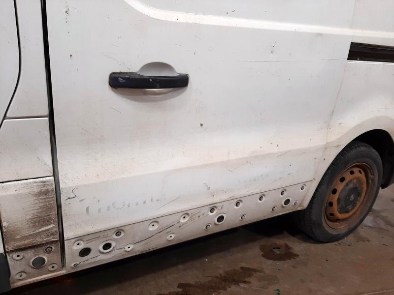 2015 VAUXHALL VIVARO 2700 CDTI ECOFLEX 