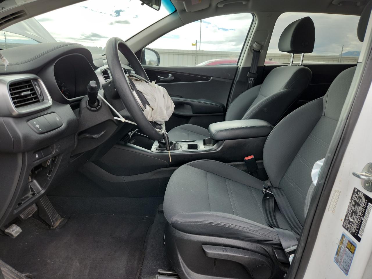 2020 Kia Sorento S VIN: 5XYPGDA56LG619924 Lot: 84414825