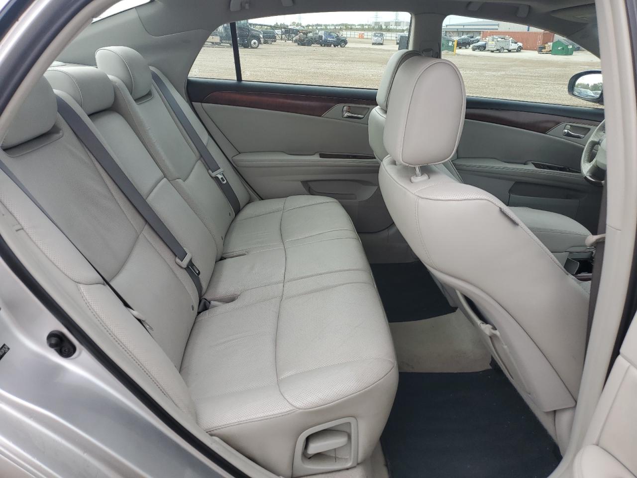 2011 Toyota Avalon Base VIN: 4T1BK3DB1BU381638 Lot: 81681025