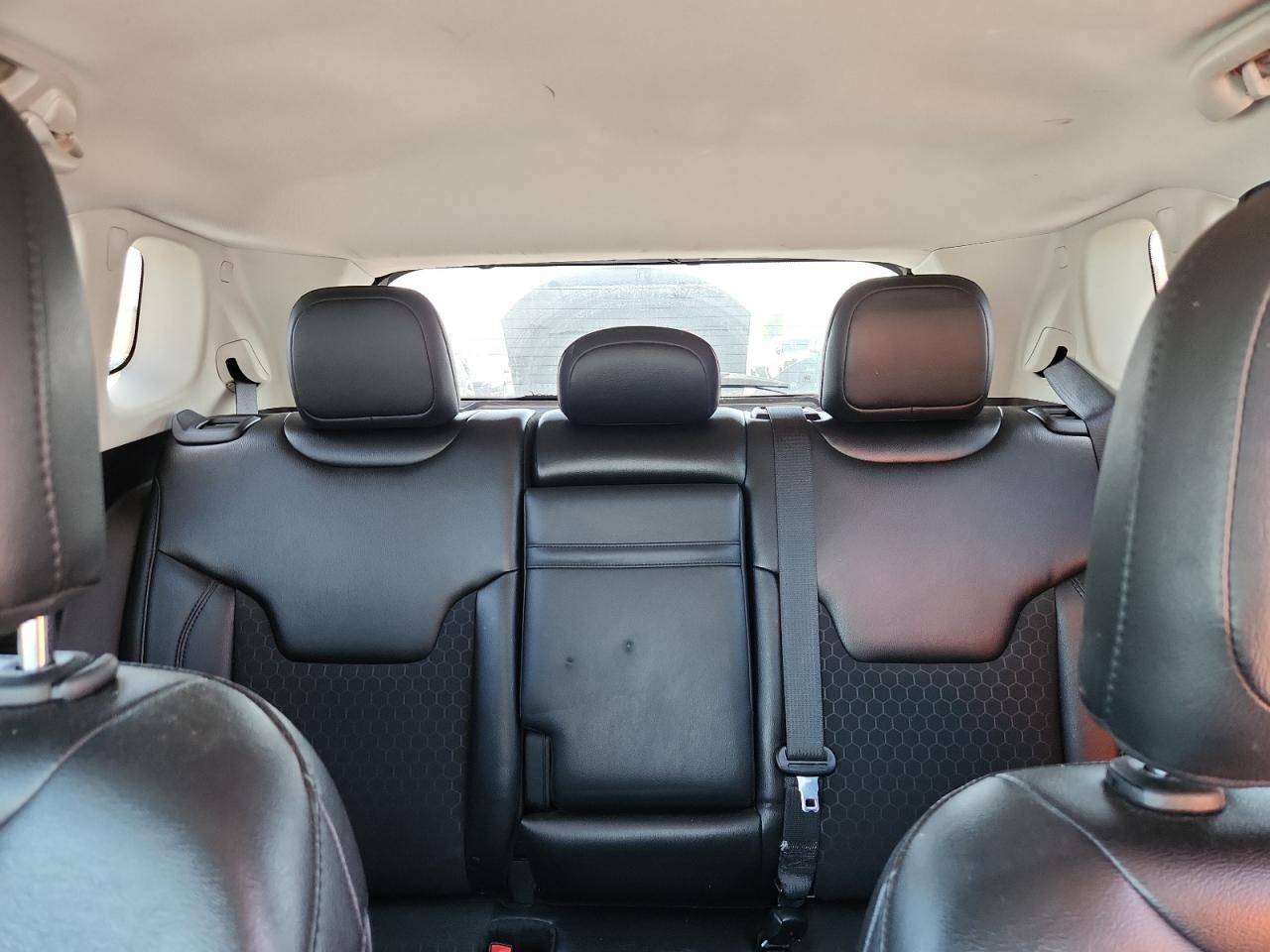 2019 Jeep Compass Latitude VIN: 3C4NJCBBXKT692812 Lot: 70355505