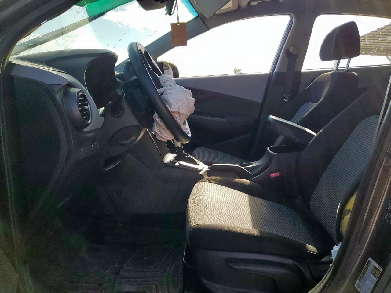 2019 Hyundai Kona Se VIN: KM8K12AA6KU239844 Lot: 81772605