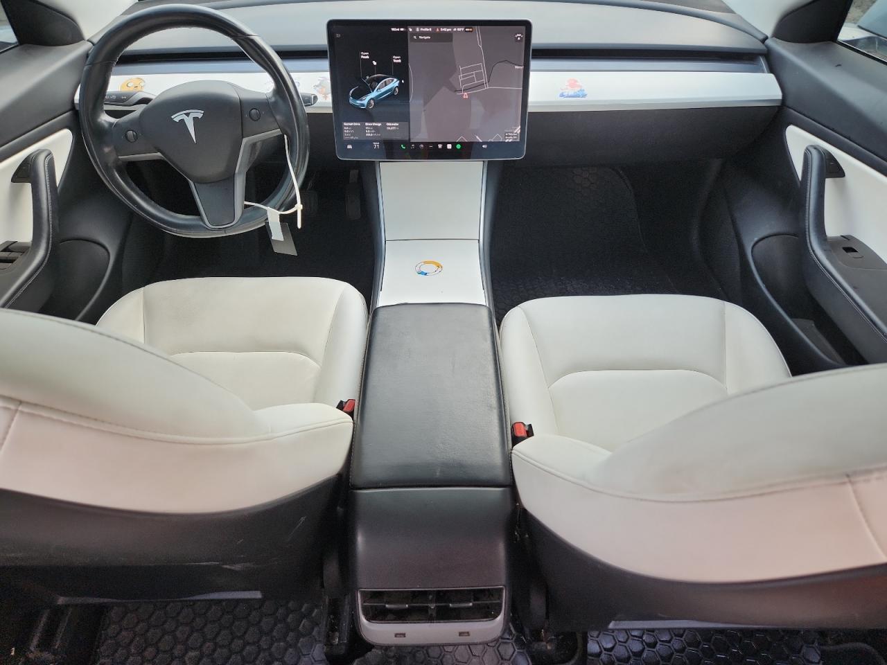 2018 Tesla Model 3 VIN: 5YJ3E1EB2JF098112 Lot: 71870875