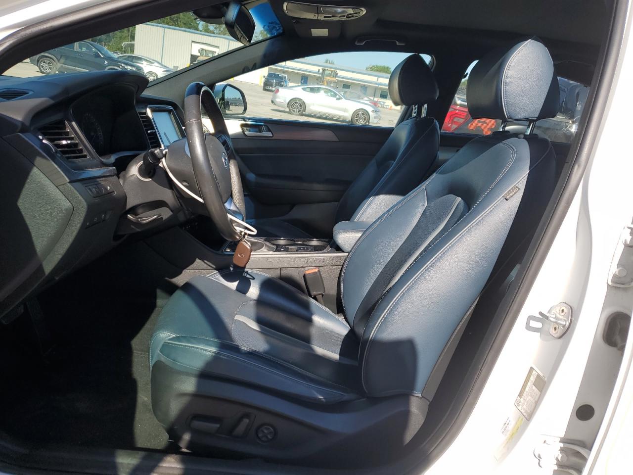 2019 Hyundai Sonata Hybrid VIN: KMHE34L37KA087642 Lot: 80378045