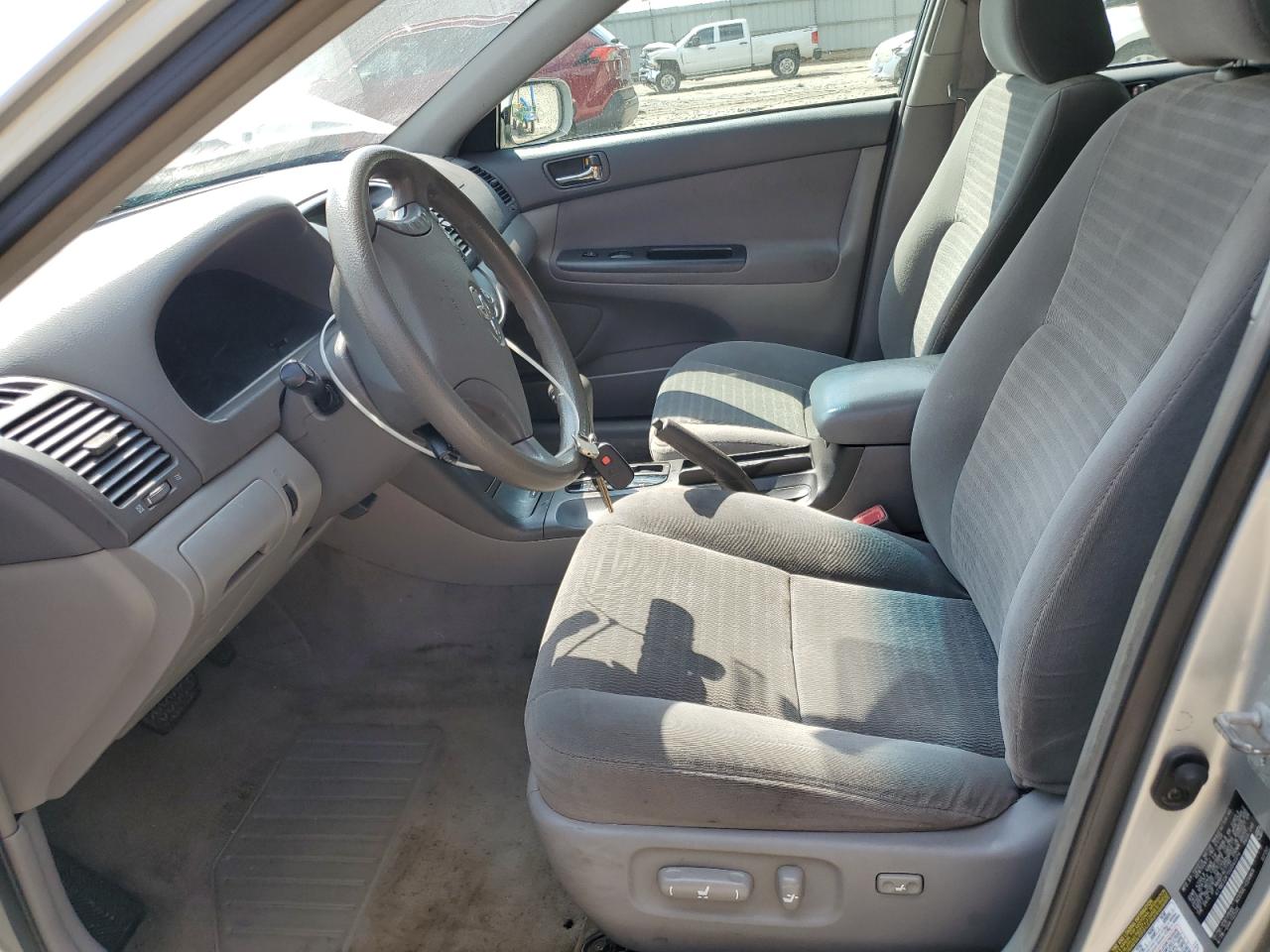 2005 Toyota Camry Le VIN: 4T1BE32K15U542374 Lot: 71980375