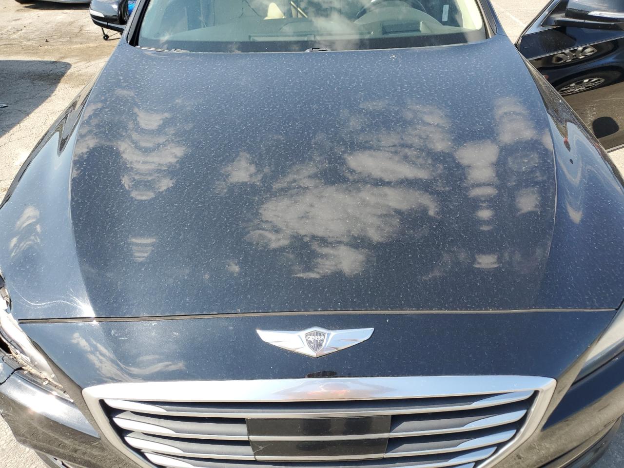 2015 Hyundai Genesis 3.8L VIN: KMHGN4JE4FU059423 Lot: 81182395