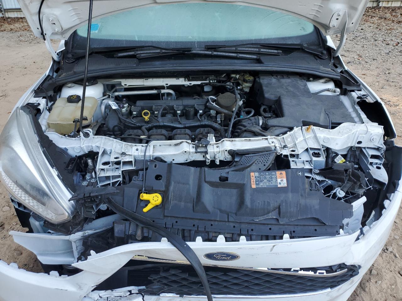 2015 Ford Focus Se VIN: 1FADP3K25FL381841 Lot: 80590725