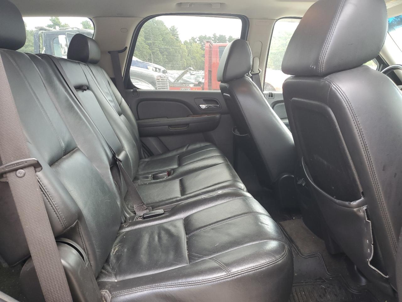 2009 GMC Yukon Slt VIN: 1GKFK33069R198145 Lot: 81145405