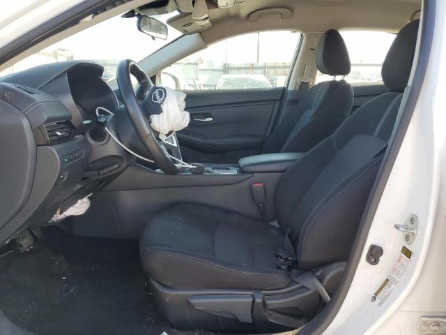  NISSAN SENTRA 2024 Белы