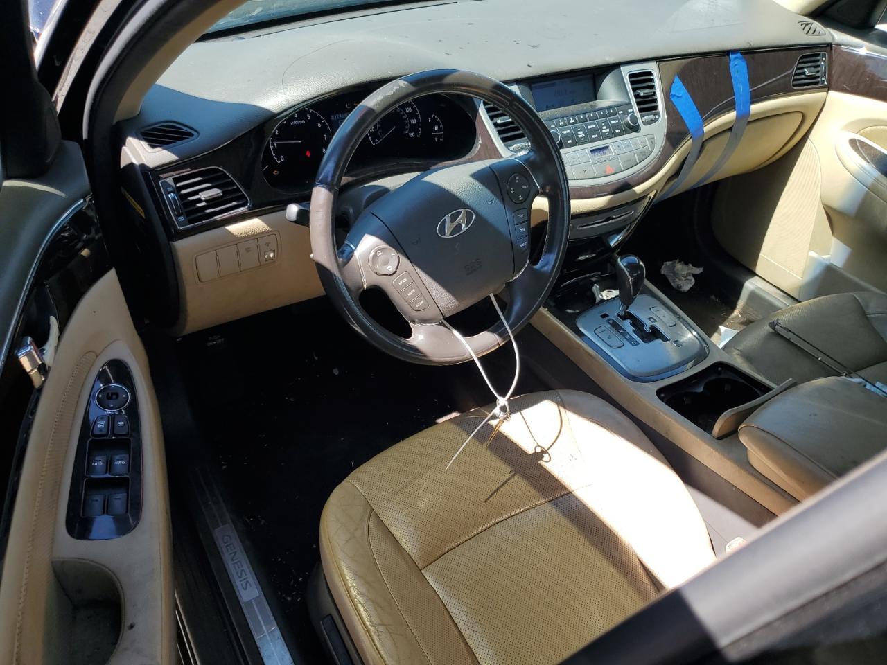 2009 Hyundai Genesis 3.8L VIN: KMHGC46E09U054268 Lot: 80706775