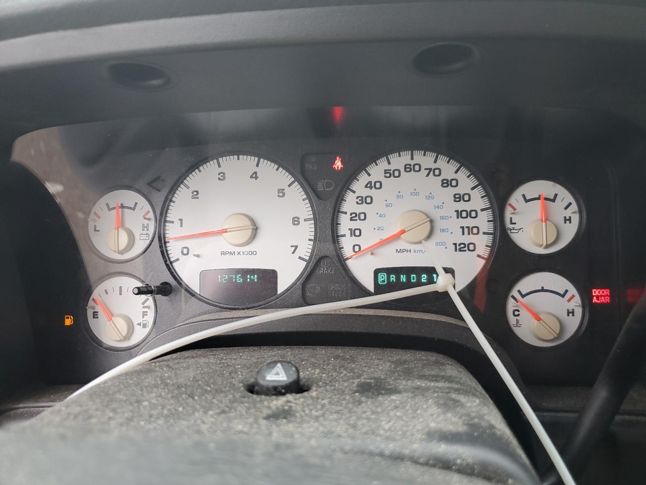 2002 Dodge Ram 1500 VIN: 3D7HU18N72G127071 Lot: 81085975