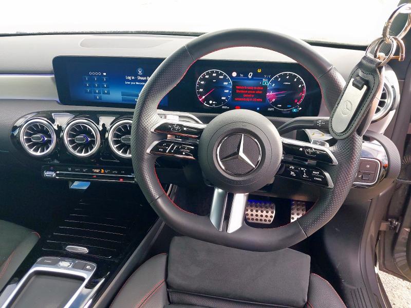 2024 MERCEDES-BENZ A 200 AMG LNE EXECUTIVE M 