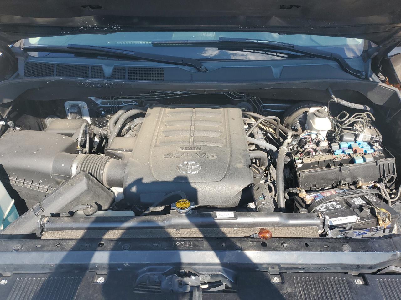 2017 Toyota Tundra Crewmax Sr5 VIN: 5TFDW5F18HX673019 Lot: 81116285