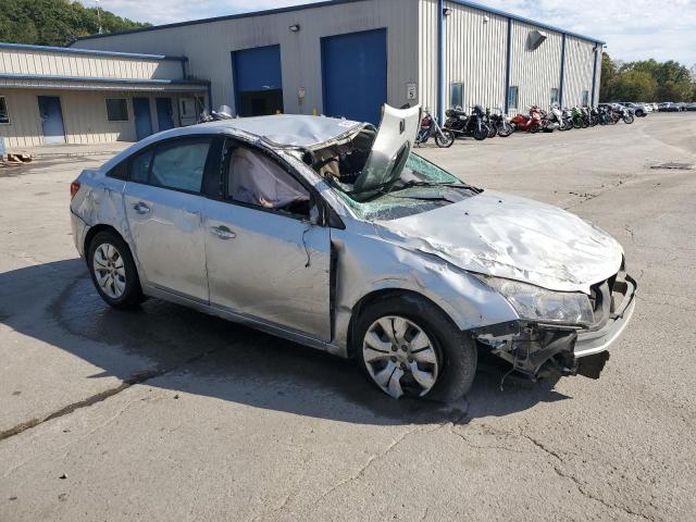  CHEVROLET CRUZE 2015 Srebrny