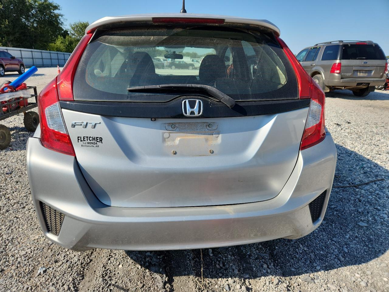 2015 Honda Fit Lx VIN: 3HGGK5H58FM755409 Lot: 70905545
