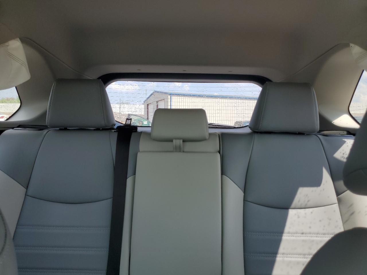 2012 Ford Focus Se VIN: 1FAHP3F24CL318530 Lot: 81518625