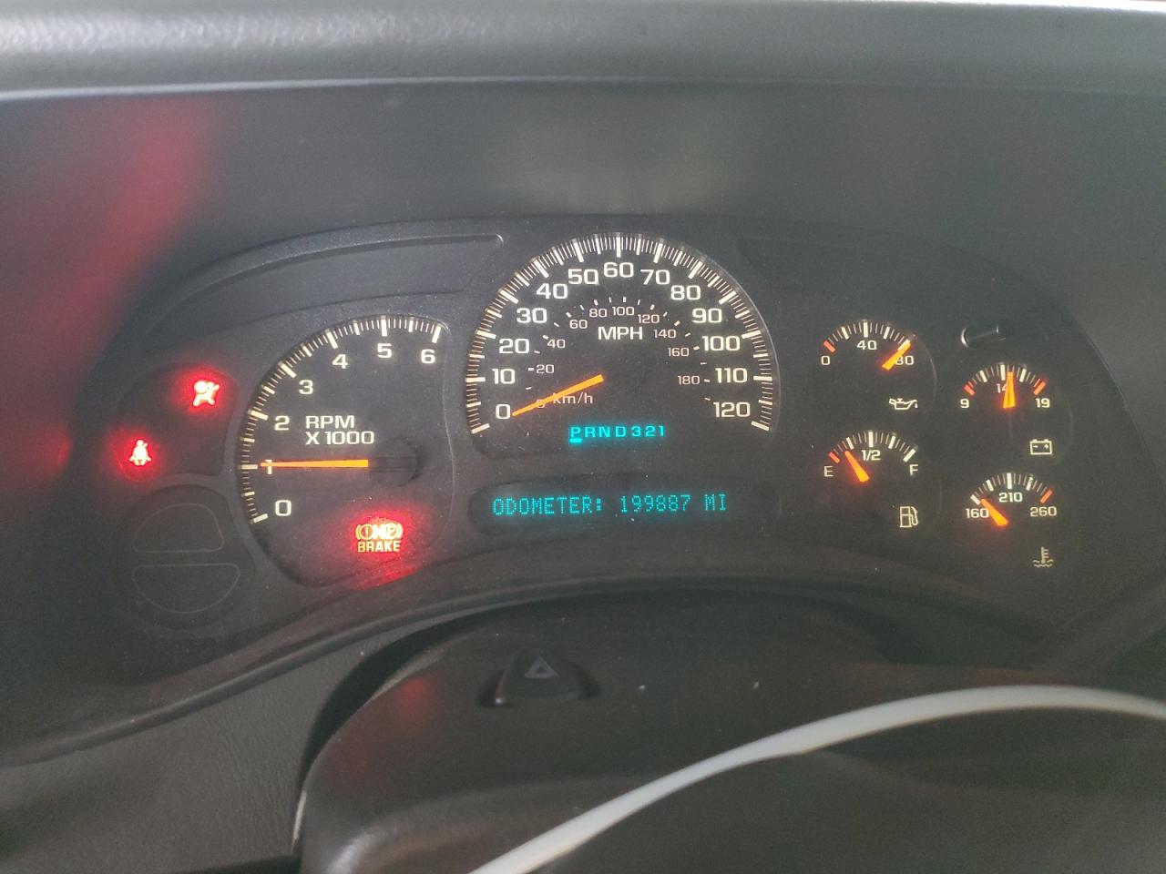 2005 Chevrolet Suburban C1500 VIN: 1GNEC16Z25J129178 Lot: 81907635