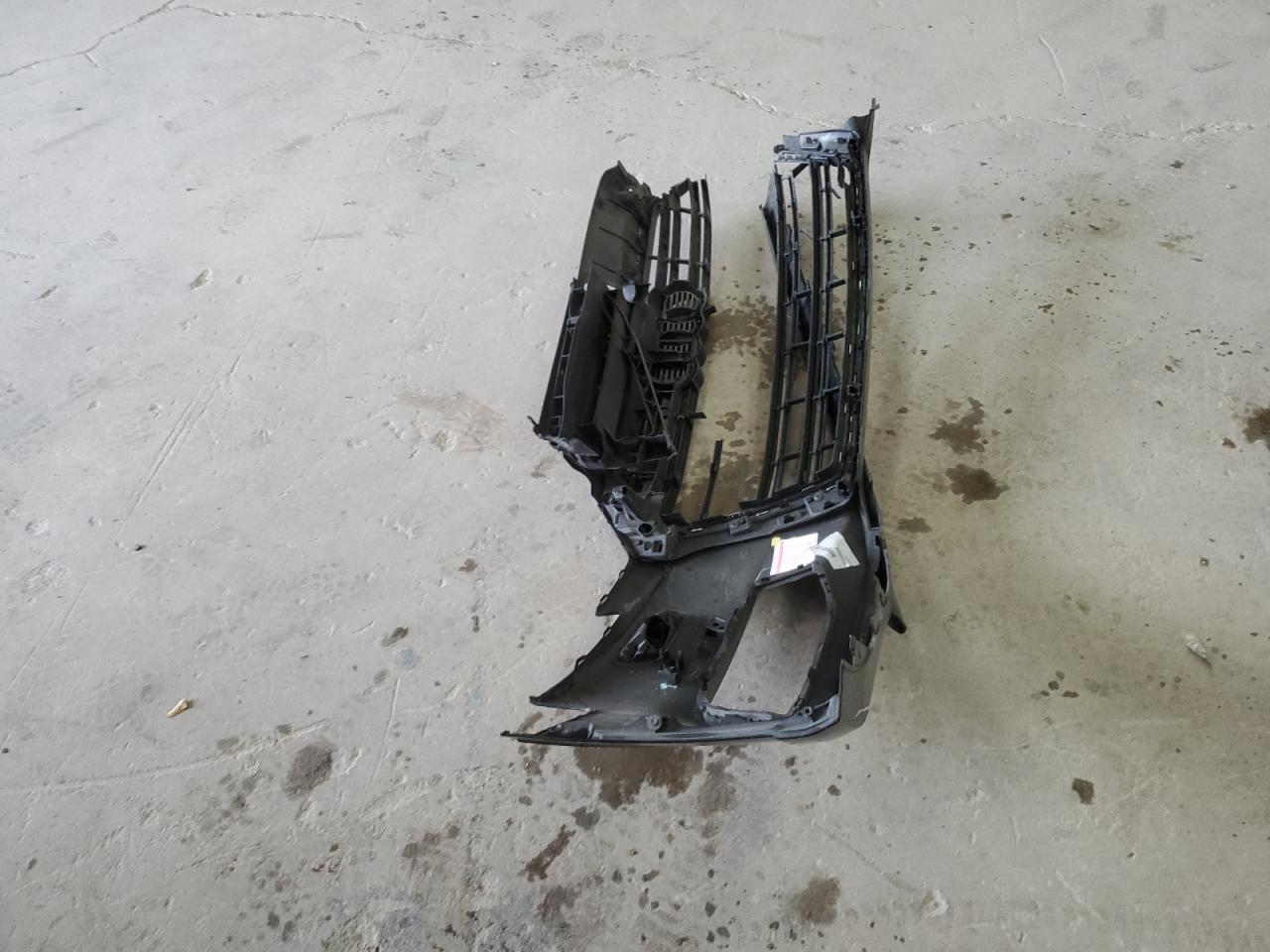 2018 Audi A3 Premium VIN: WAUB8GFF5J1027600 Lot: 81527495