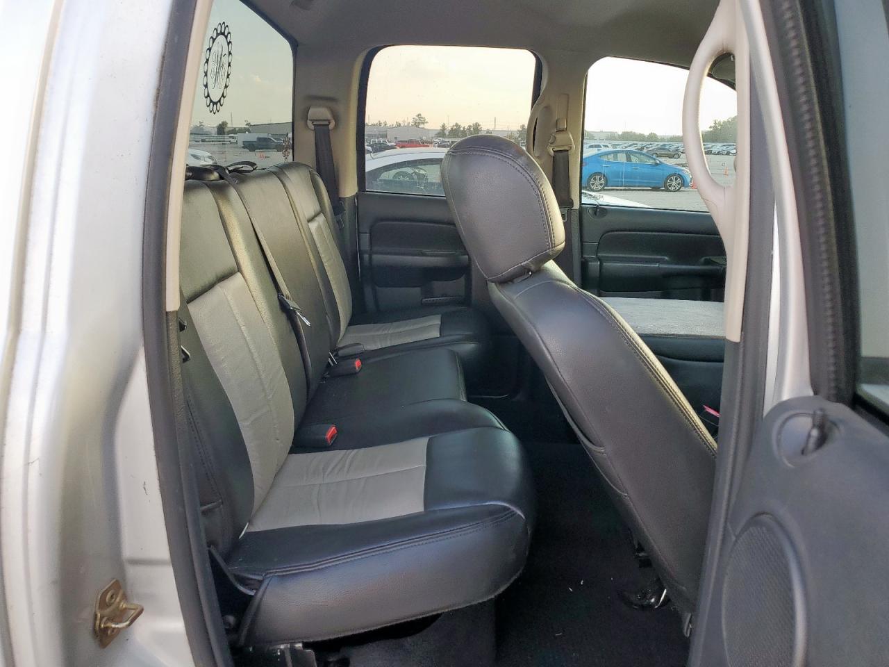 2003 Dodge Ram 1500 St VIN: 1D7HA18D23S371169 Lot: 84072345