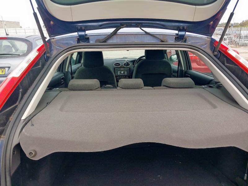 2006 FORD FOCUS GHIA 