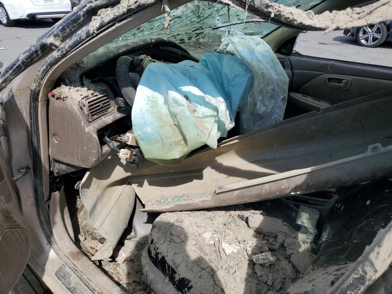 2000 Toyota Camry Ce VIN: 4T1BG22K6YU751327 Lot: 71103095