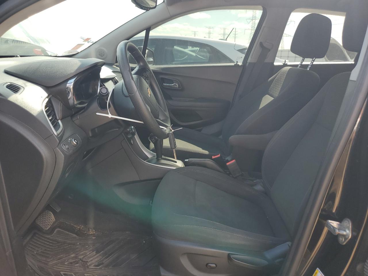 2017 Chevrolet Trax Ls VIN: 3GNCJNSB4HL280596 Lot: 69819095