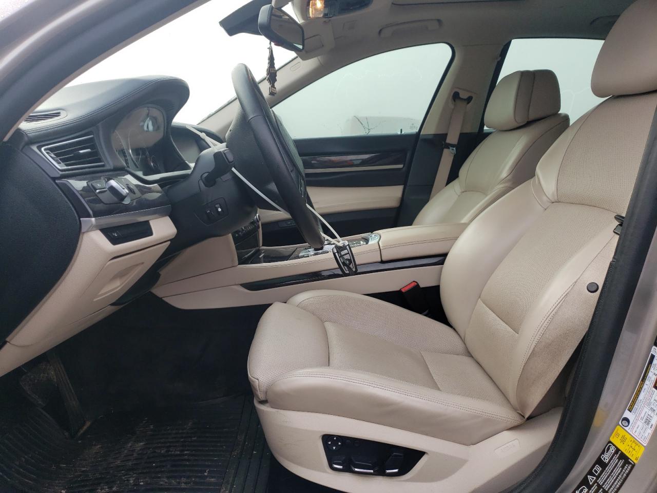 2010 BMW 750 I xDrive VIN: WBAKC6C58AC393902 Lot: 84259175