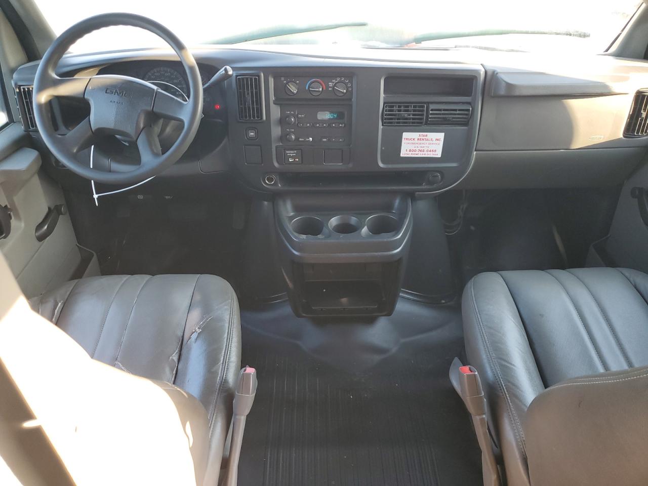 2005 GMC Savana G2500 VIN: 1GTGG29V351128240 Lot: 80692875