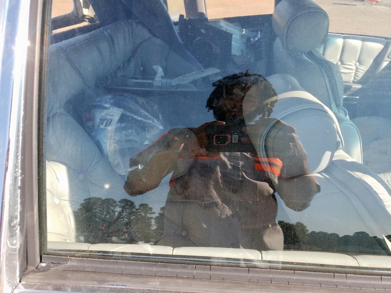 1990 Chrysler Lebaron Landau VIN: 1C3XA5633LF832805 Lot: 71612665