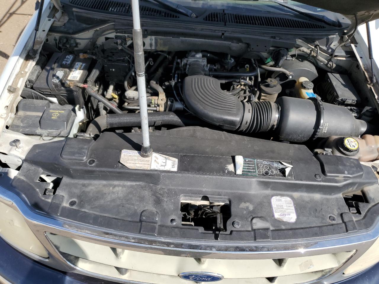 2002 Ford F150 VIN: 2FTPX18Z22CA67195 Lot: 81082155