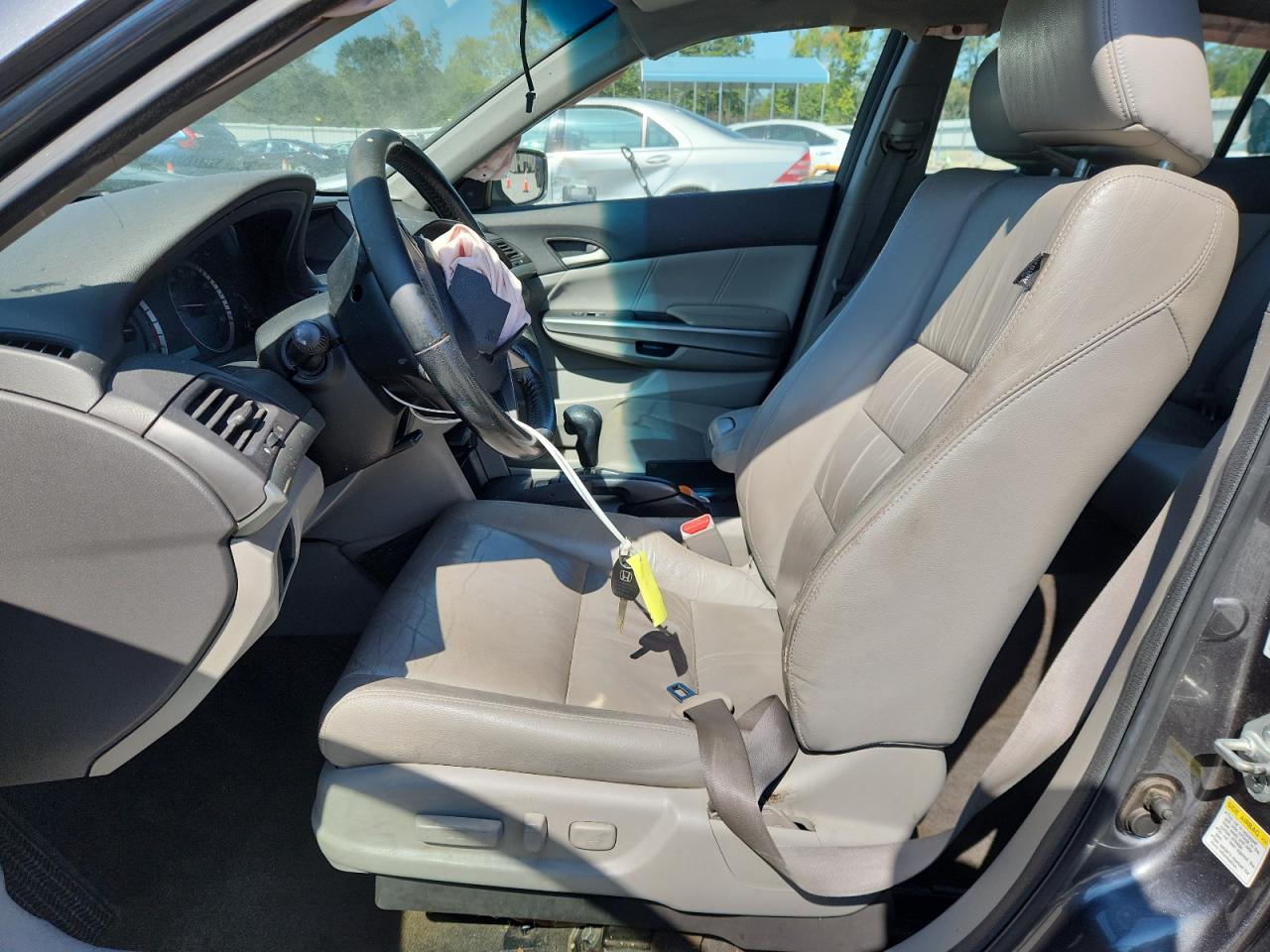 2010 Honda Accord Exl VIN: 1HGCP2F86AA101011 Lot: 80143235