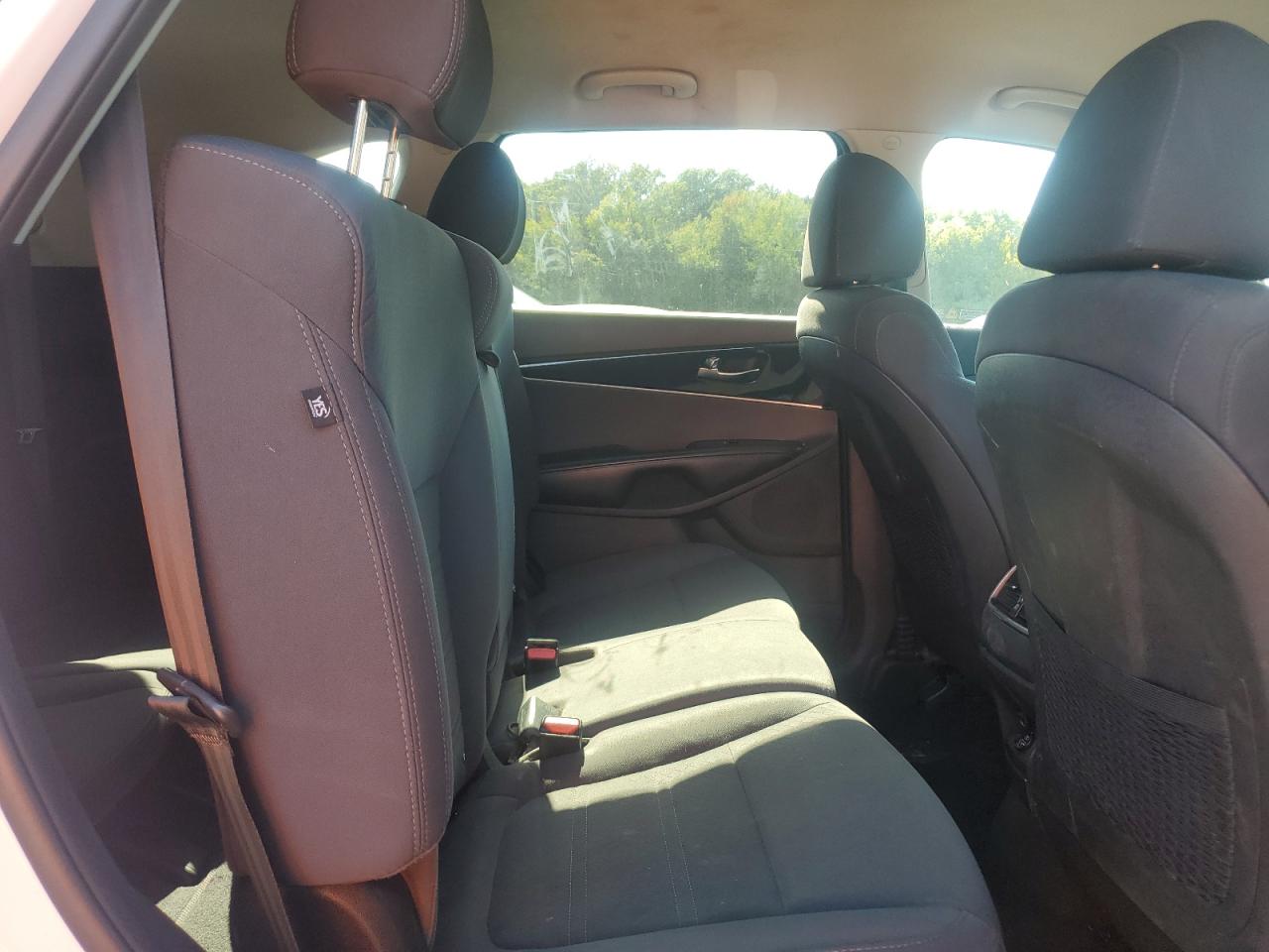 2019 Kia Sorento Lx VIN: 5XYPG4A58KG512257 Lot: 81467705