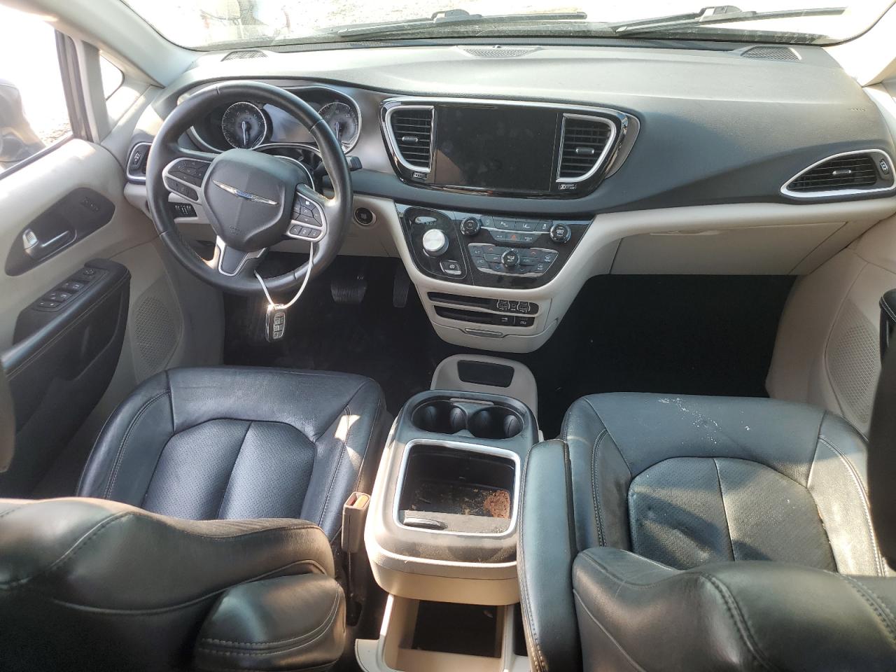 2022 Chrysler Pacifica Touring L VIN: 2C4RC1BG8NR109365 Lot: 71156705