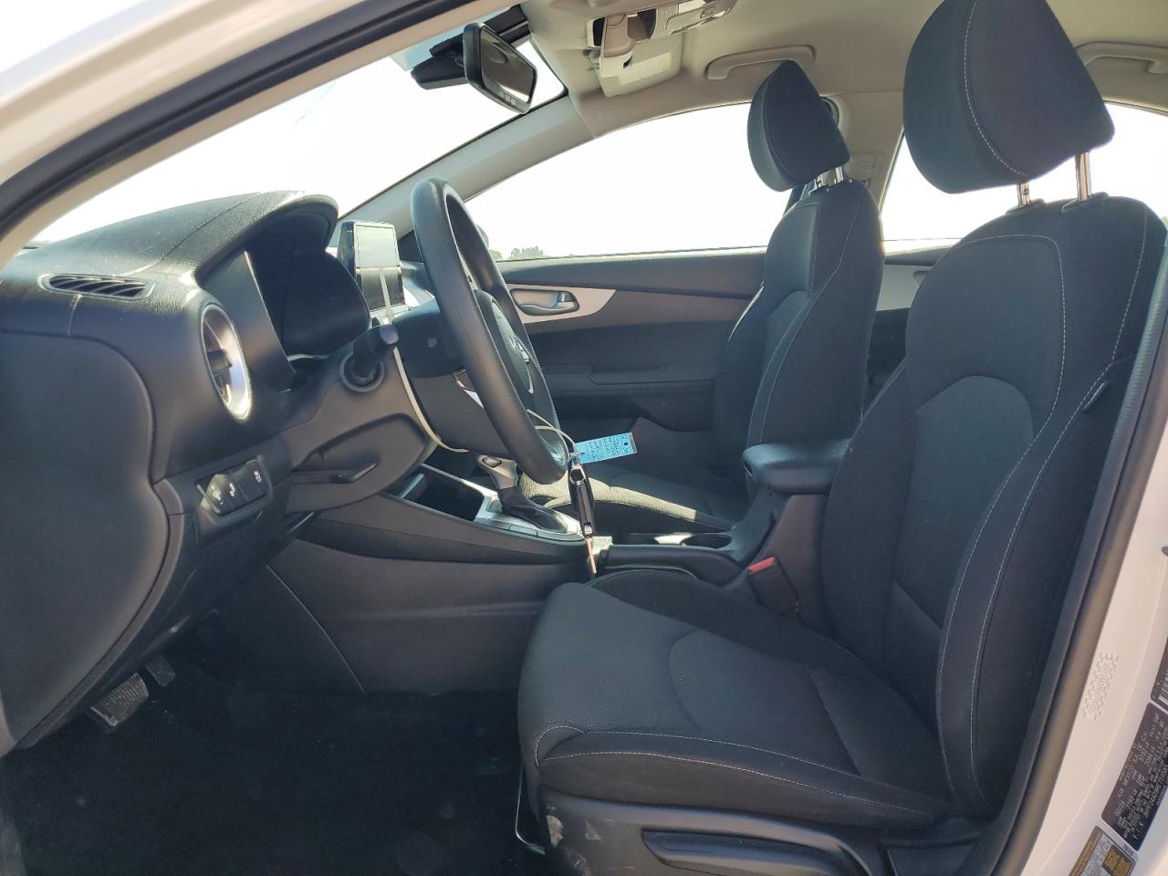 2024 Kia Forte Lx VIN: 3KPF24AD9RE759585 Lot: 80669565