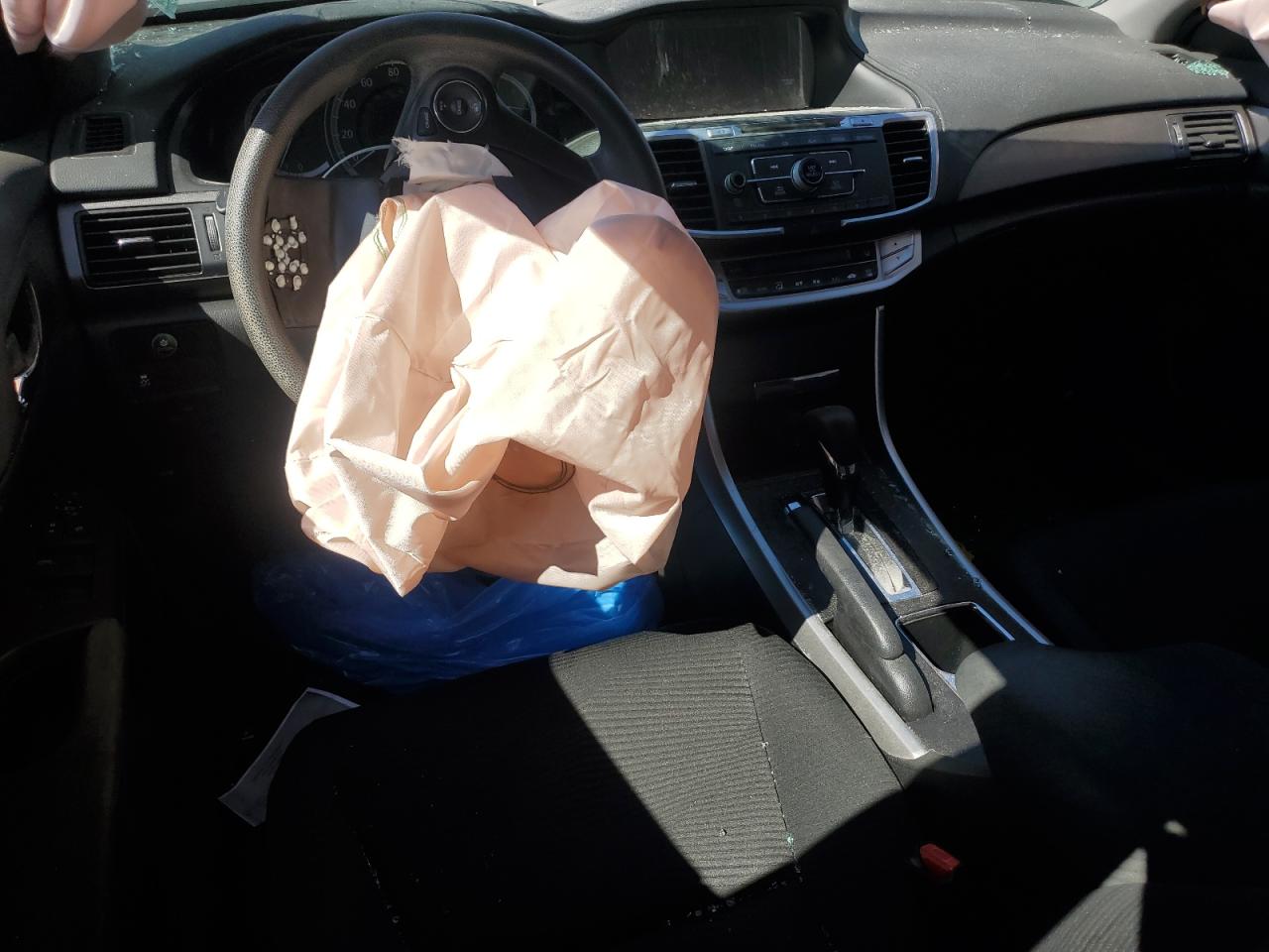 2015 Honda Accord Lx VIN: 1HGCR2F33FA227011 Lot: 84751745