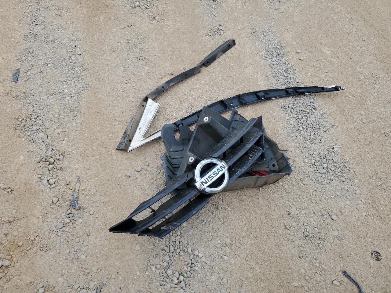 2018 Nissan Versa S VIN: 3N1CN7APXJL826218 Lot: 81431885