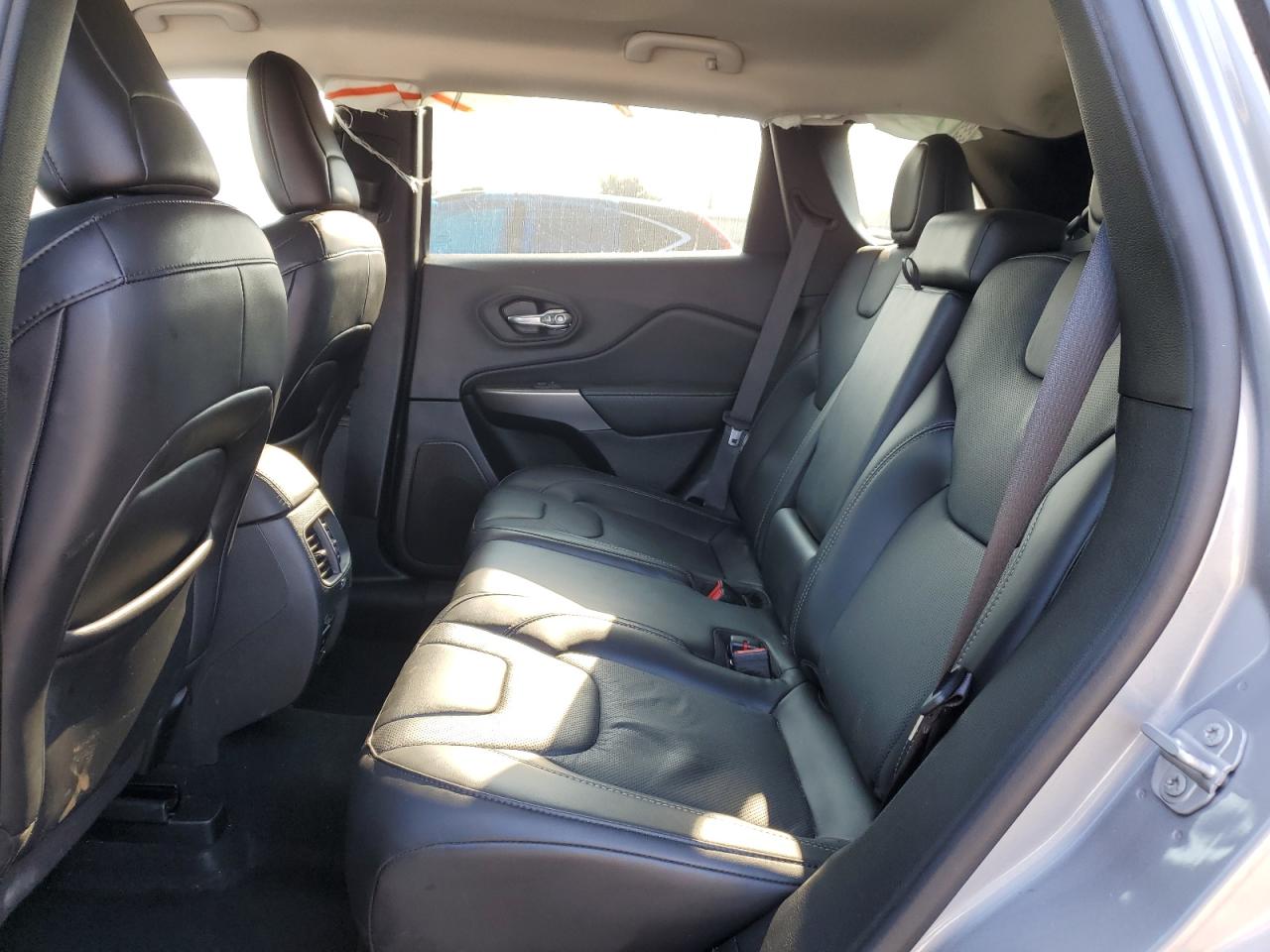 2020 Jeep Cherokee Latitude Plus VIN: 1C4PJLLX9LD629842 Lot: 81243055