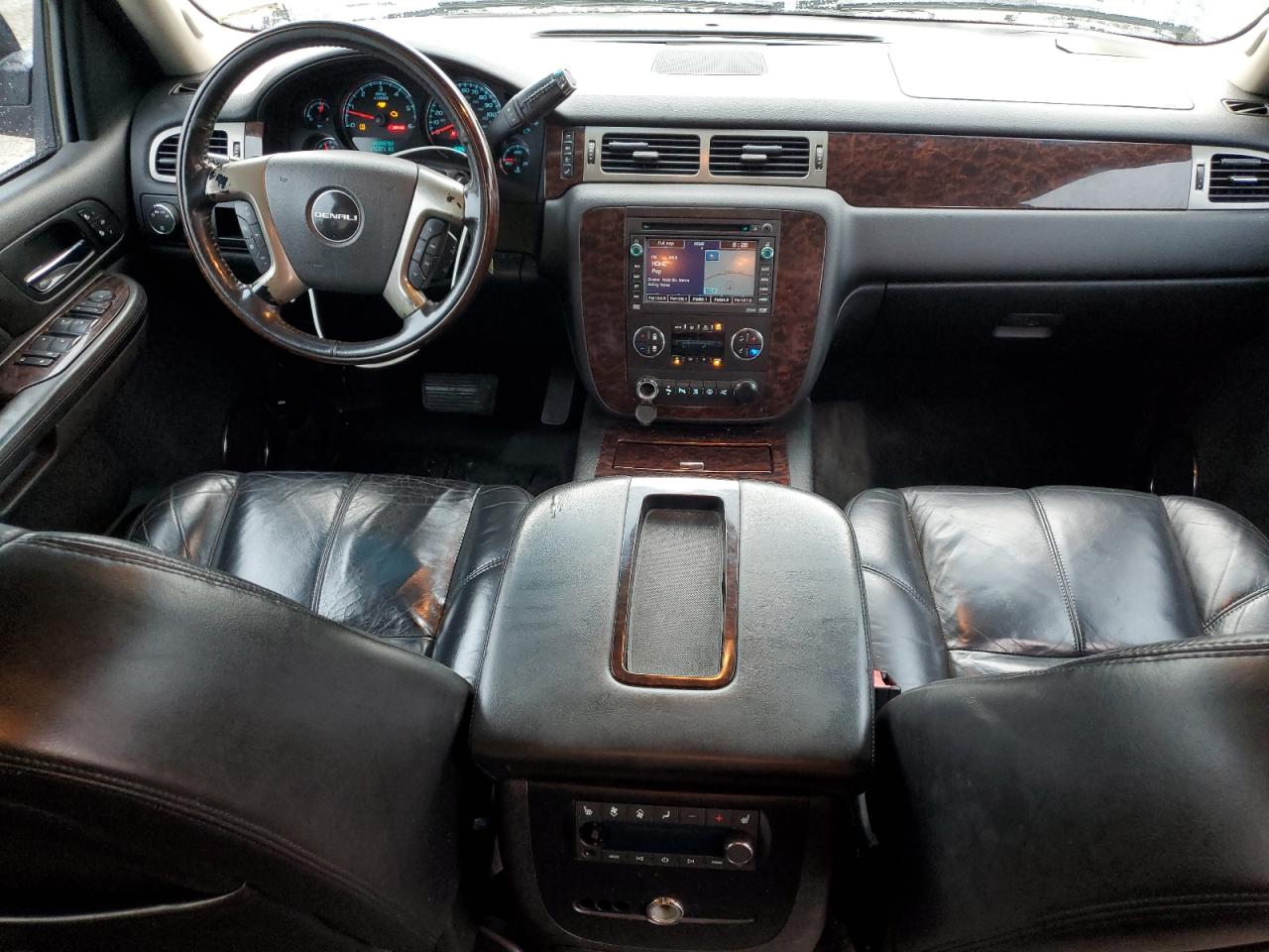 2008 GMC Yukon Denali VIN: 1GKFK63848J186158 Lot: 81416315