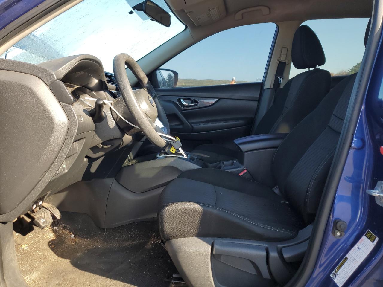 2017 Nissan Rogue S VIN: KNMAT2MV0HP570063 Lot: 81382765