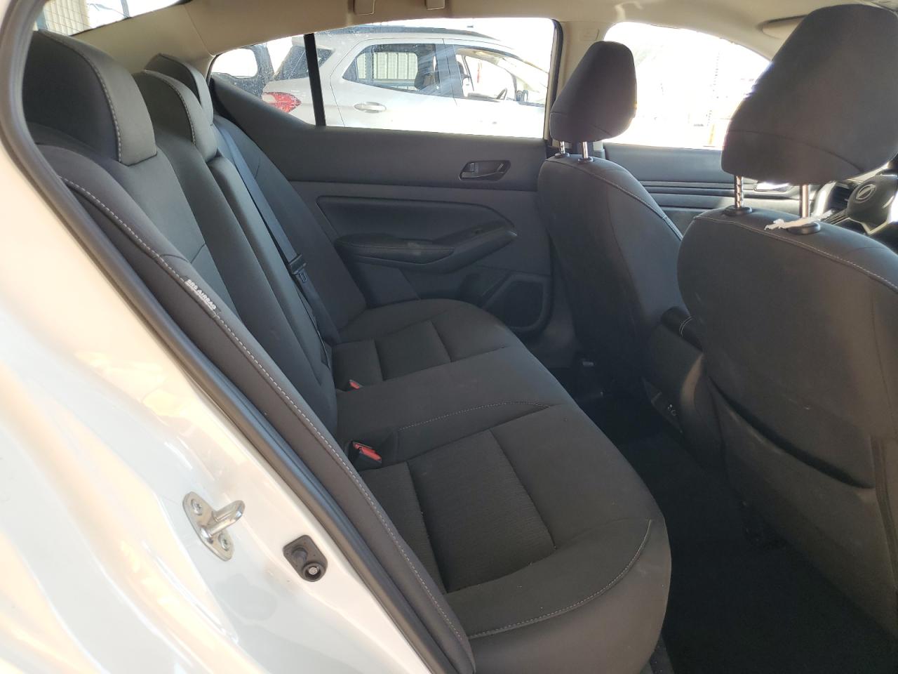 2025 Nissan Altima Sv VIN: 1N4BL4DV7SN379636 Lot: 84040015