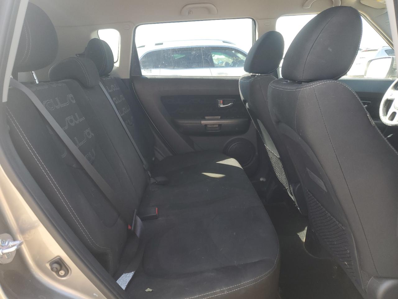 2013 Kia Soul + VIN: KNDJT2A62D7555443 Lot: 84201825