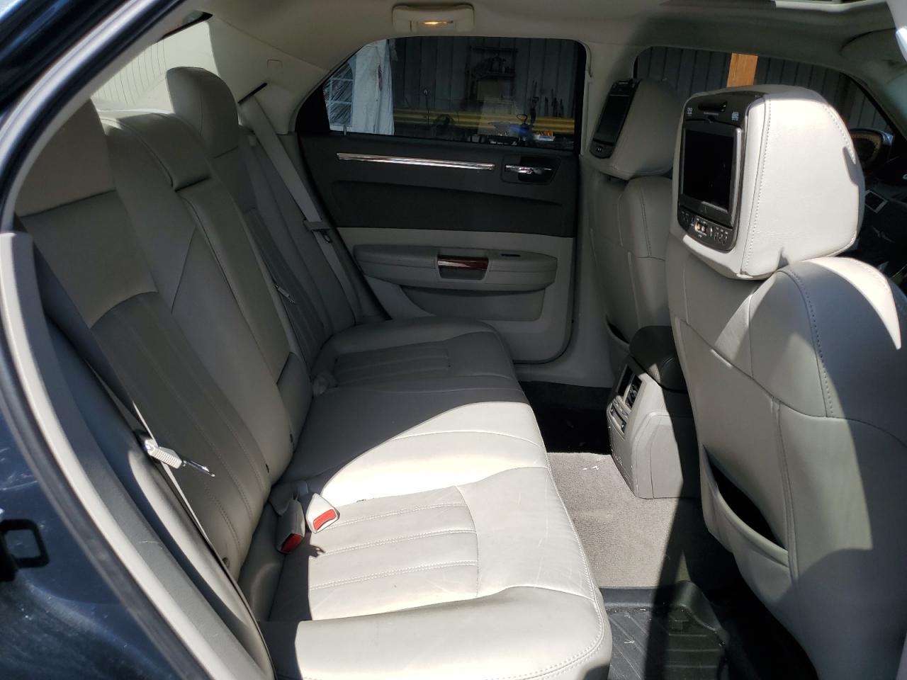 2008 Chrysler 300C VIN: 2C3LK63H68H229905 Lot: 82062385