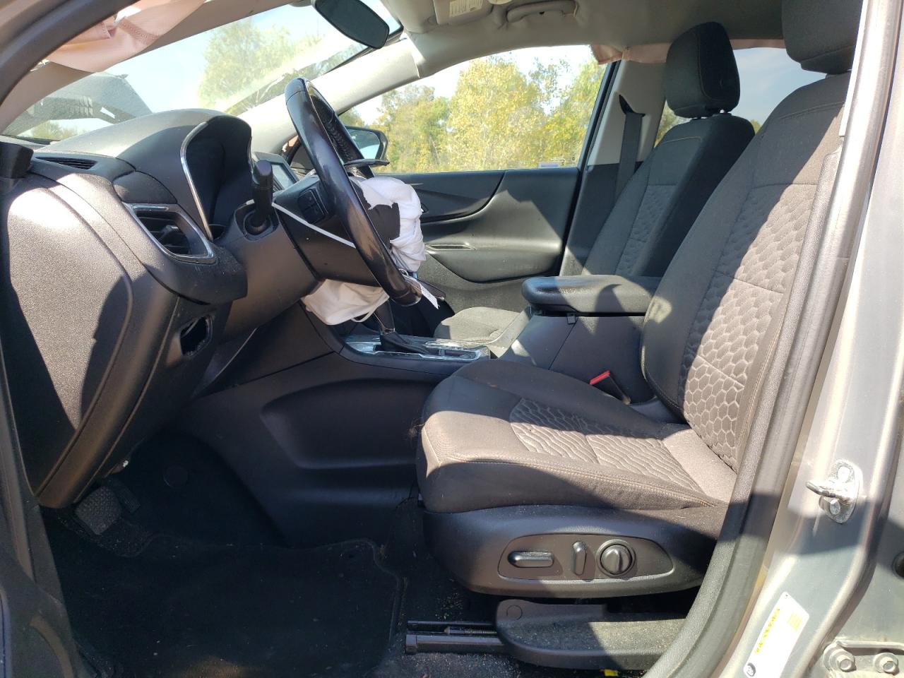 2018 Chevrolet Equinox Lt VIN: 3GNAXJEV5JS641852 Lot: 81447645