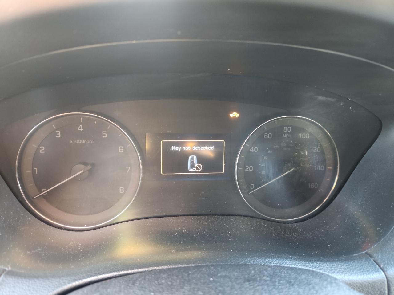 2015 Hyundai Genesis 3.8L VIN: KMHGN4JE0FU103529 Lot: 71224675