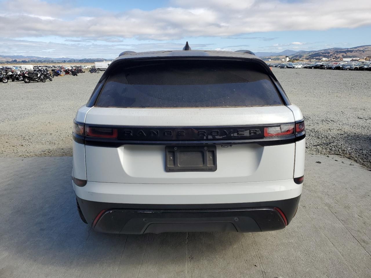 2018 Land Rover Range Rover Velar S VIN: SALYB2RV5JA756600 Lot: 71903225