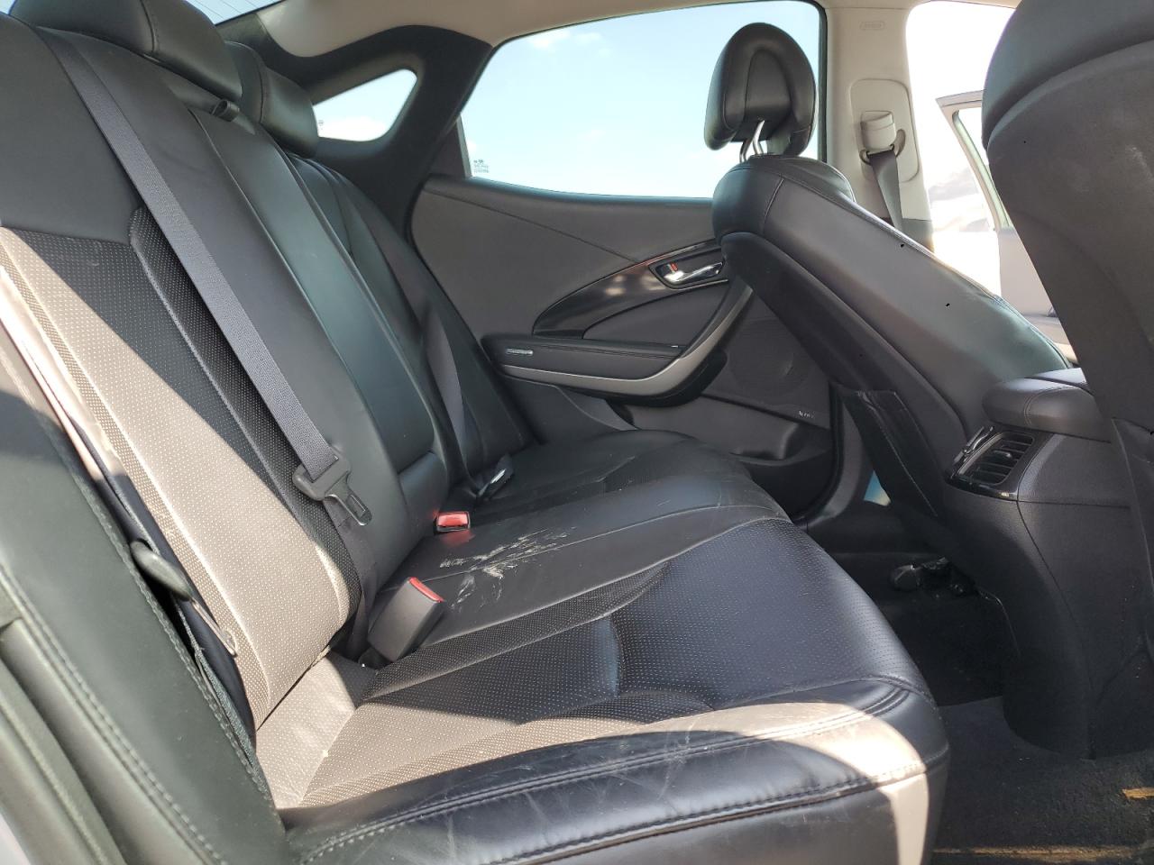 2015 Hyundai Azera VIN: KMHFG4JGXFA462749 Lot: 81202055